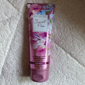 Bath & Body Works Sweet Pea Body Cream
